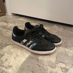 Adidas Samba Sneakers